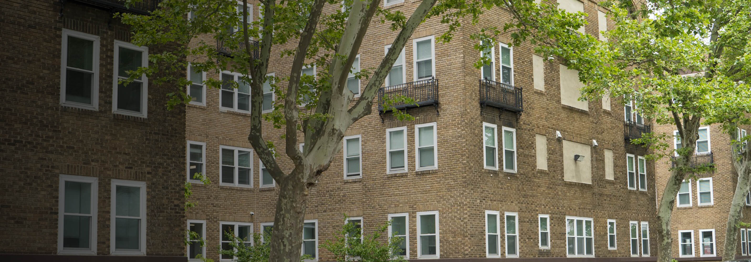 Lindley Court Apts